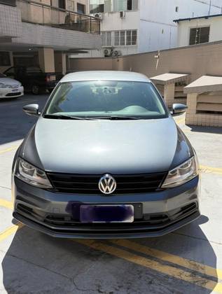 VOLKSWAGEN JETTA 1.4 16V TSI TRENDLINE GASOLINA 4P TIPTRONIC VOLKSWAGEN JETTA 1.4 16V TSI TRENDLINE GASOLINA 4P TIPTRONIC